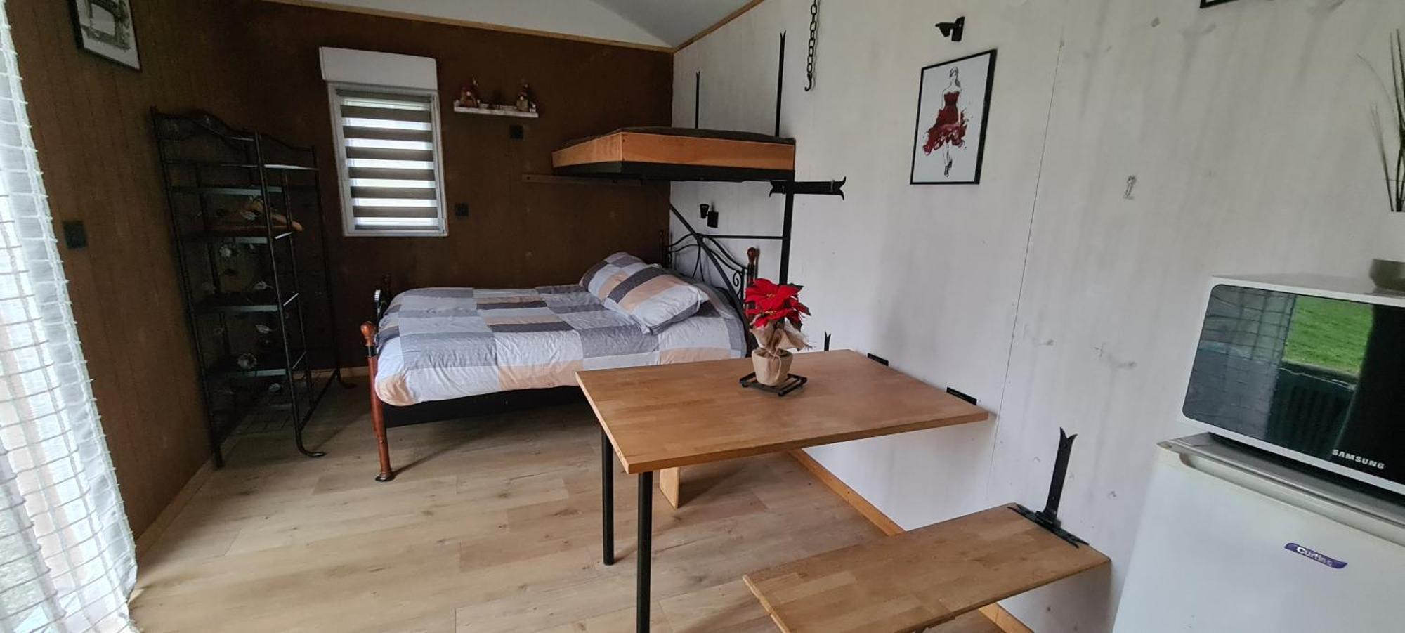 Les Milles Bottes Et Ses Roulottes Villa Encausse-les-Thermes Екстериор снимка